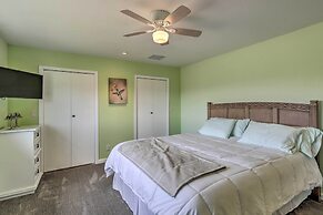 Picturesque Palisade Home: Mt Garfield Views!