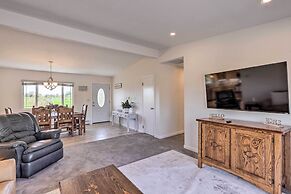 Picturesque Palisade Home: Mt Garfield Views!