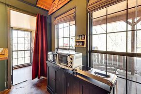 Cute Eureka Springs Vacation Rental With Fire Pit!