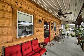 'the Bovard Lodge' Rustic Cabin Near Ohio River!