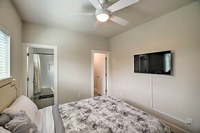 Bright & Spacious Houston Townhome: Near Dtwn