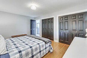 Modern Middletown Retreat, Minutes to Downtown!