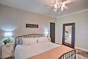 'the Copper Roost': Lake Texoma Escape w/ Hot Tub