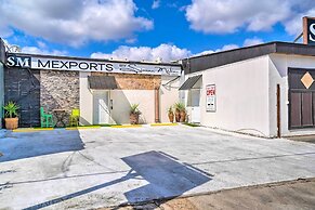 Ideally Located Vacation Rental Studio in Laredo!