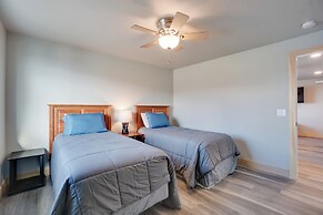 Saratoga Retreat ~ 3 Mi to Saratoga Lake!