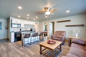 Saratoga Retreat ~ 3 Mi to Saratoga Lake!