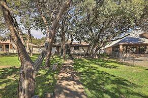 Granbury Getaway w/ Lake Views: 2 Mi to Downtown!