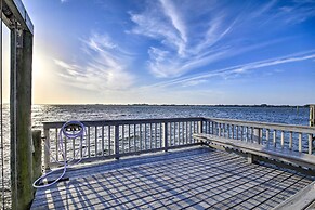 Bayfront Palmetto Retreat With Pool, Spa & Dock!