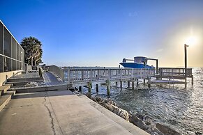 Bayfront Palmetto Retreat With Pool, Spa & Dock!