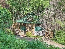 Unique Gatlinburg Cabin: Decks, Hot Tub, Fire Pit