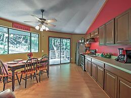 Unique Gatlinburg Cabin: Decks, Hot Tub, Fire Pit