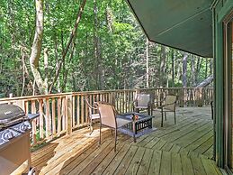 Unique Gatlinburg Cabin: Decks, Hot Tub, Fire Pit