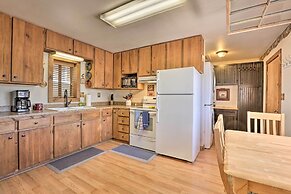 Fireplace, Deck & Mtn Views: Grand Lake Home!