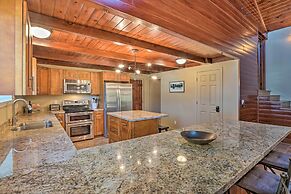 Waterfront Clearlake Retreat w/ Dock & Kayaks