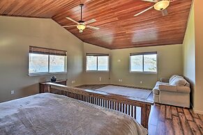 Waterfront Clearlake Retreat w/ Dock & Kayaks