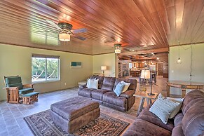 Waterfront Clearlake Retreat w/ Dock & Kayaks