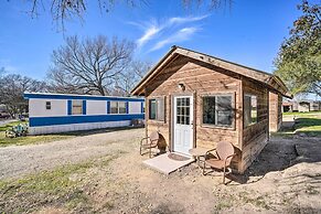 Waterfront Lake Dunlap Studio Cabin w/ Dock