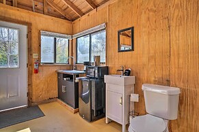 Waterfront Lake Dunlap Studio Cabin w/ Dock