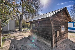 Waterfront Lake Dunlap Studio Cabin w/ Dock