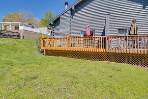 Stylish Branson Townhome: 3 Mi to Theatre District