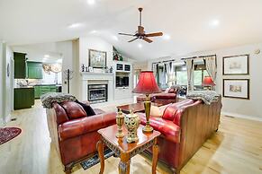 Home in Bella Vista w/ Deck & Lake Windsor Views!