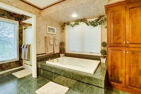 Home in Bella Vista w/ Deck & Lake Windsor Views!