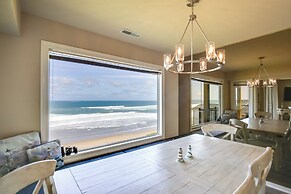 Oceanfront Oregon Retreat - Pool, Sauna & Patio!