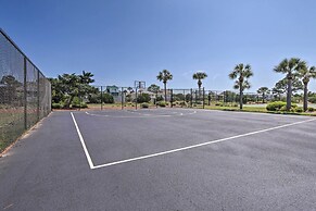 Ocean-view Island Condo w/ Pool: Pets Welcome!