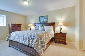 Lincoln City Condo: Pool Access, Walk to Beach!