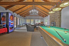 Lincoln City Condo: Pool Access, Walk to Beach!