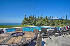 7-acre Coastal Michigan Home w/ Hot Tub & Sauna!