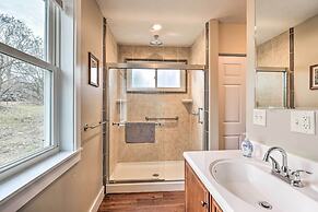 Lovely Finger Lakes Vacation Home Near Seneca Lake