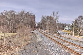 Lovely Finger Lakes Vacation Home Near Seneca Lake