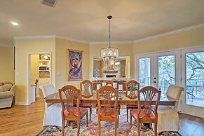 Round Rock Lakefront Home w/ Water Toys & Fire Pit