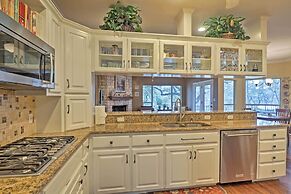 Round Rock Lakefront Home w/ Water Toys & Fire Pit