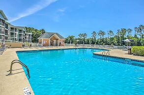 Resort-style Myrtle Beach Condo w/ Pool Access!
