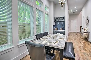 Modern Home w/ Yard: 2 Mi to Downtown Houston!