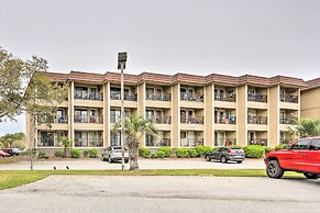 Steps to Beach: Ocean-view Hilton Head Villa!