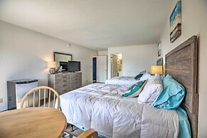 Resort Perks: Spacious Lake of the Ozarks Home