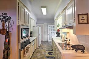 Historic Lafayette Retreat w/ Guest House!