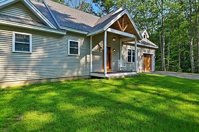 Covered Deck, Grill & Game Room: Gilford House!