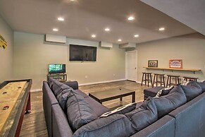 Covered Deck, Grill & Game Room: Gilford House!