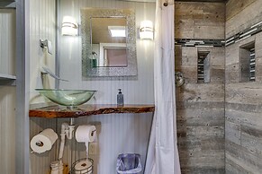 Pet-friendly Lakehouse: View Tower + Fire Pit!