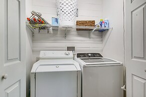 Pet-friendly Lakehouse: View Tower + Fire Pit!