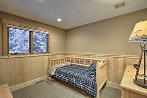 Comfy Lutsen Mountain Villa w/ Balcony & Grill