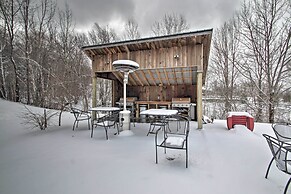 Slopeside Burke Mountain Condo w/ Fireplace!