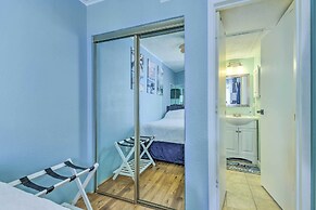 Beachside Corpus Christi Condo w/ Amenities!