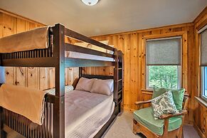 Waterfront Sebago Lake Cottage W/dock + Beach