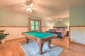 Waynesville 'mountain Top Retreat' w/ Decks!