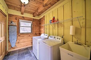 Waynesville 'mountain Top Retreat' w/ Decks!